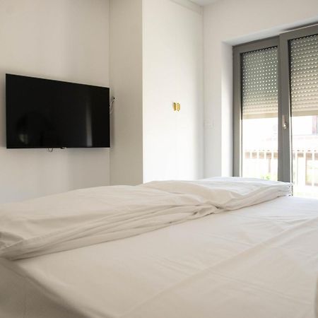 Appartamento A-Seven Rovigno Esterno foto