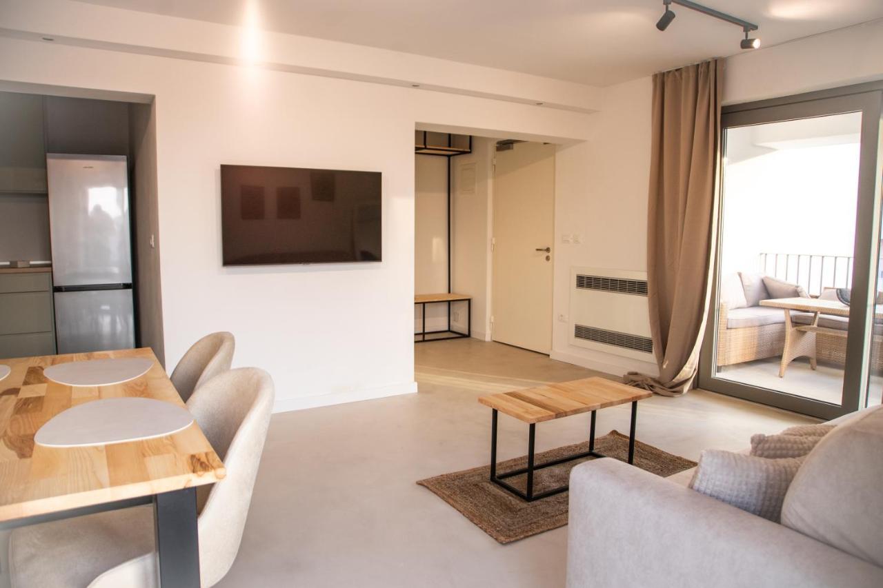 Appartamento A-Seven Rovigno Esterno foto